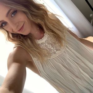 Lace white muscle tank top